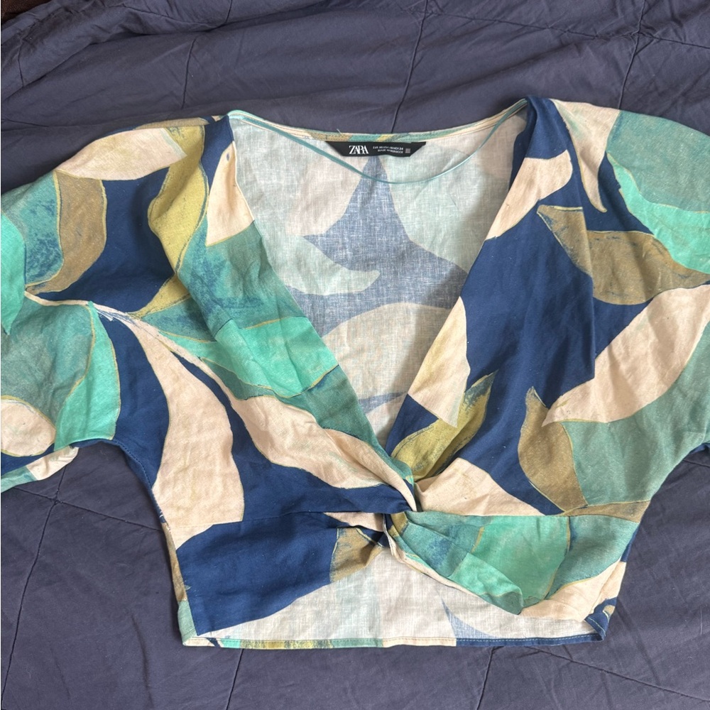 Zara Blue Multi Tropical Knot-Front V-Neck Top - Picture 4 of 11